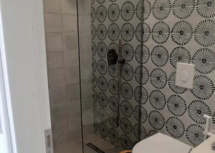 Gemelos Cozy Megáli Ámosz